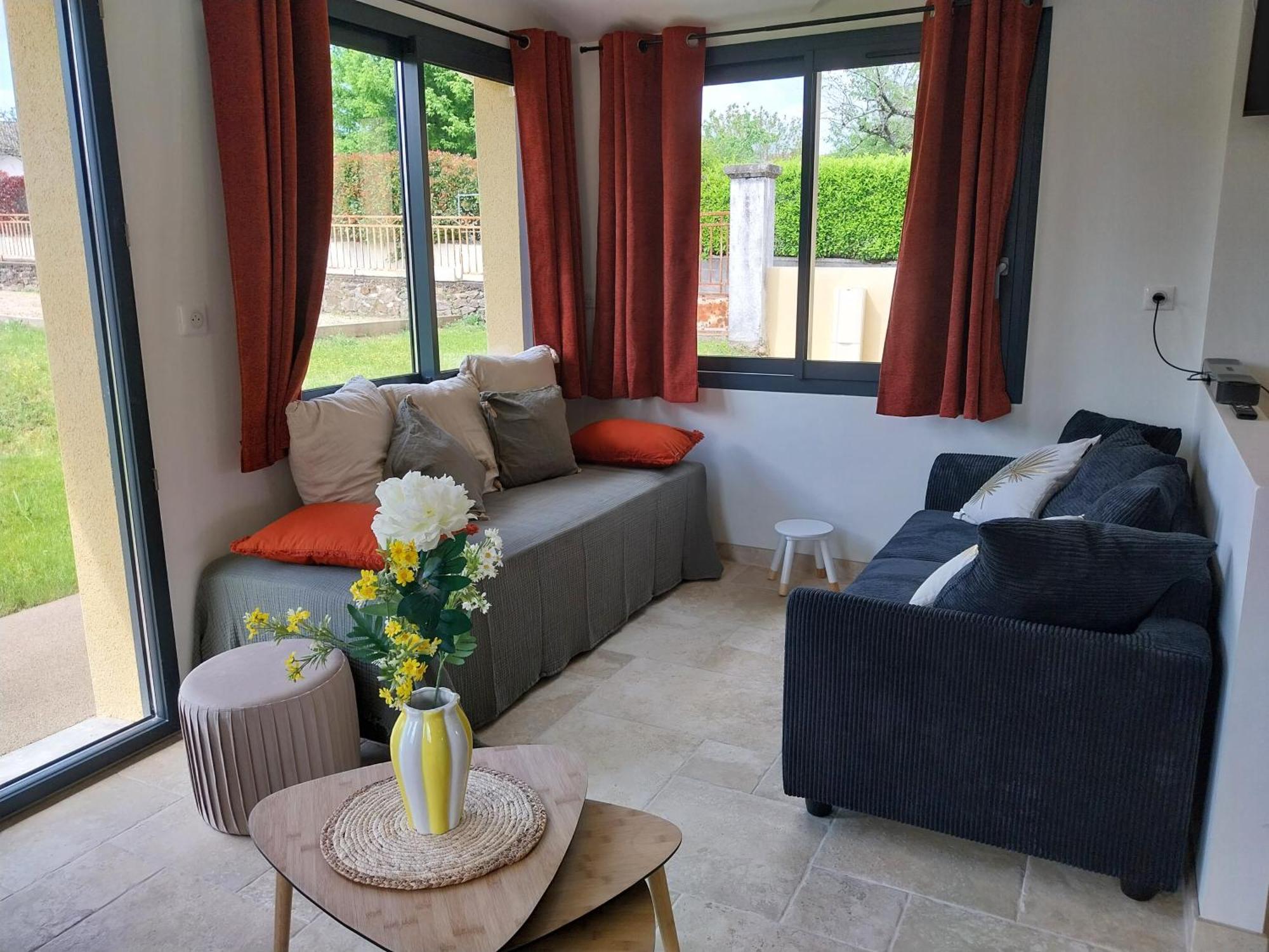 Logis Hotel Restaurant Cruzel Maurs المظهر الخارجي الصورة