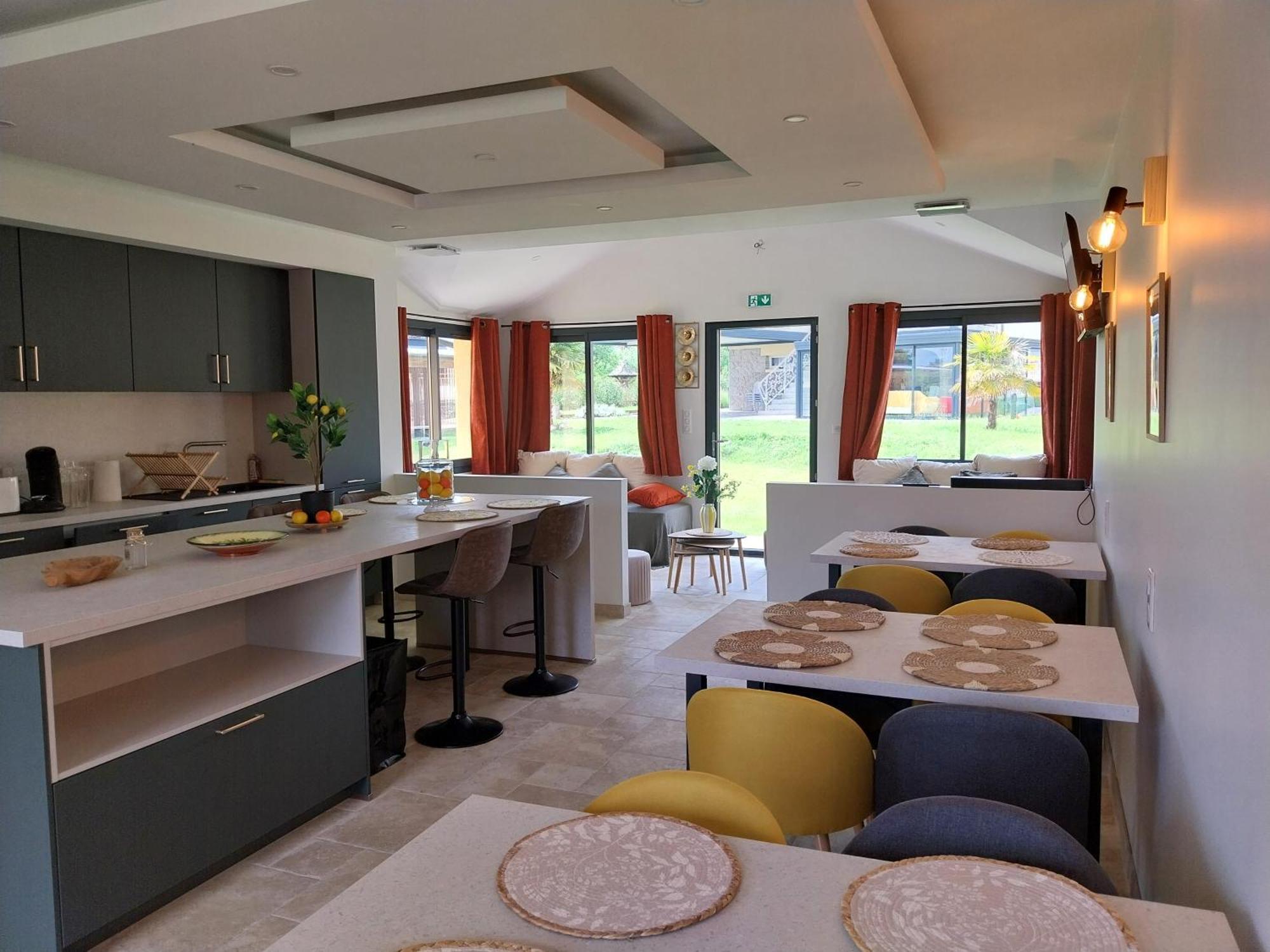 Logis Hotel Restaurant Cruzel Maurs المظهر الخارجي الصورة
